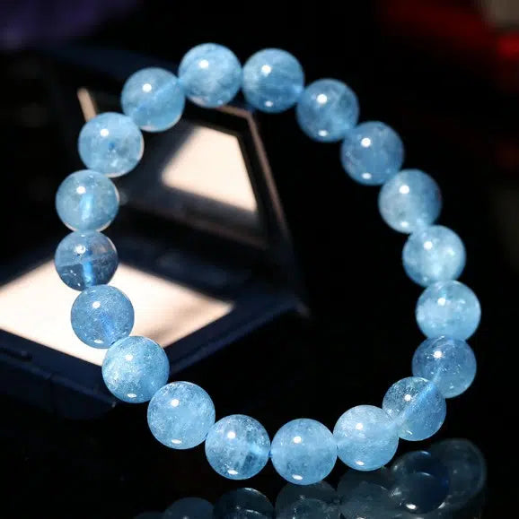 Aquamarine Bracelet, the stone full of youthfulness!
